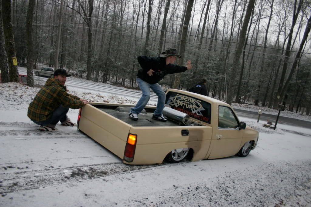 Nissan hardbody dually #8