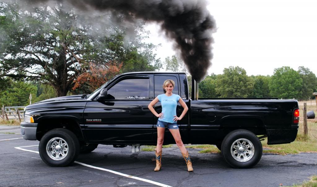 AshleysDragTruck.jpg