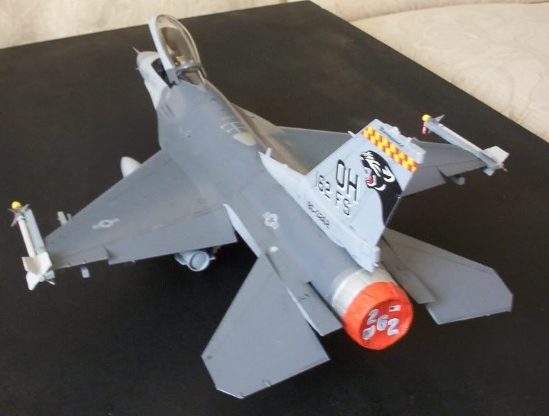 F16c3.jpg
