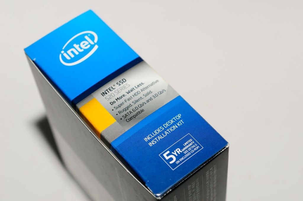 Intel_SSD_520_240GB-03.jpg