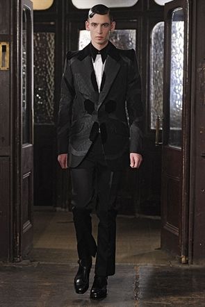 photo AlexanderMcQueenAW132_zps3fc8e95b.jpg
