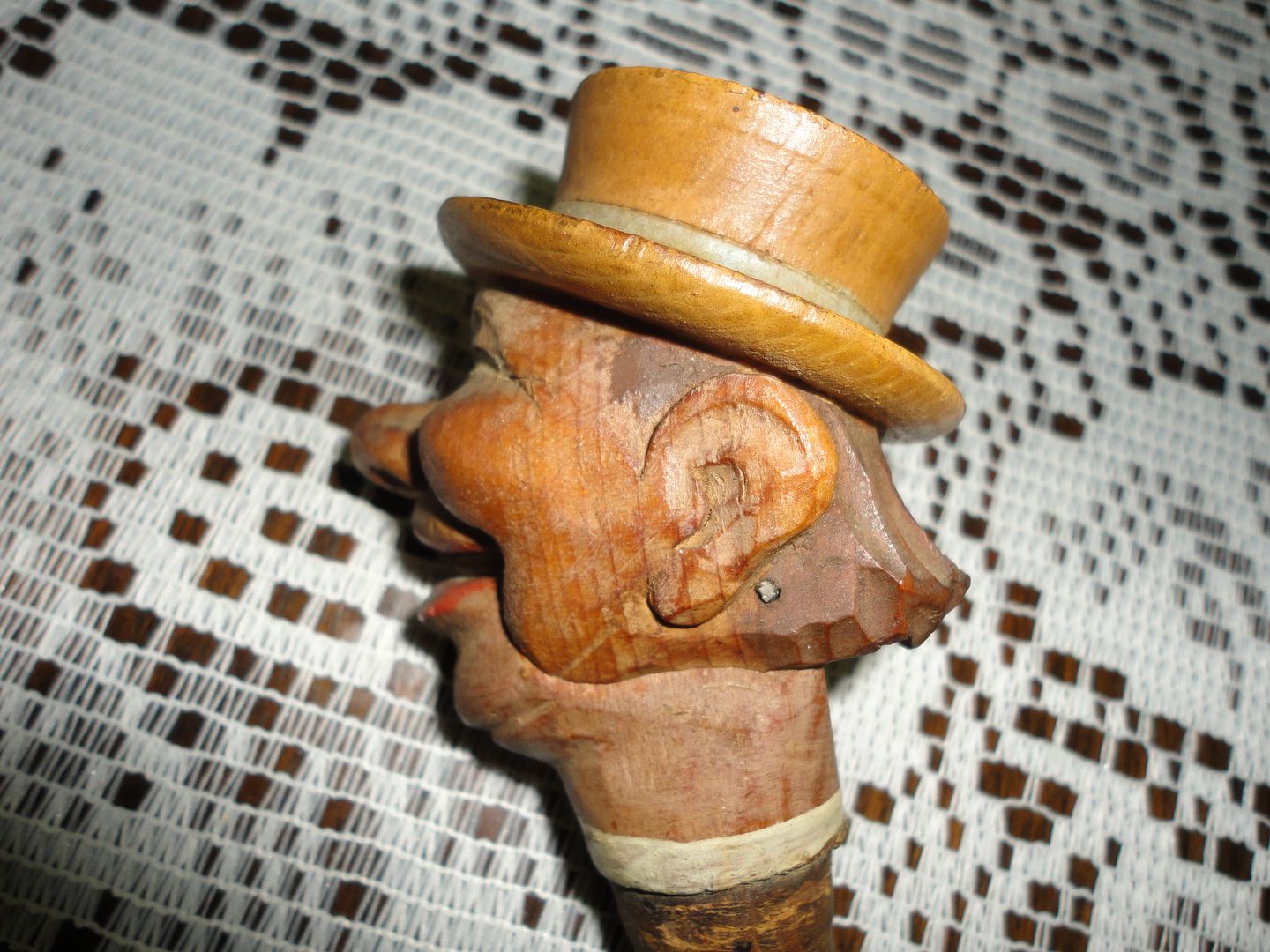 Antique Vintage Wood Carved Man Cork Wine Liquor Bottle Spout Pourer Stopper