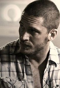 tom-hardy_zps56f848f6.jpg