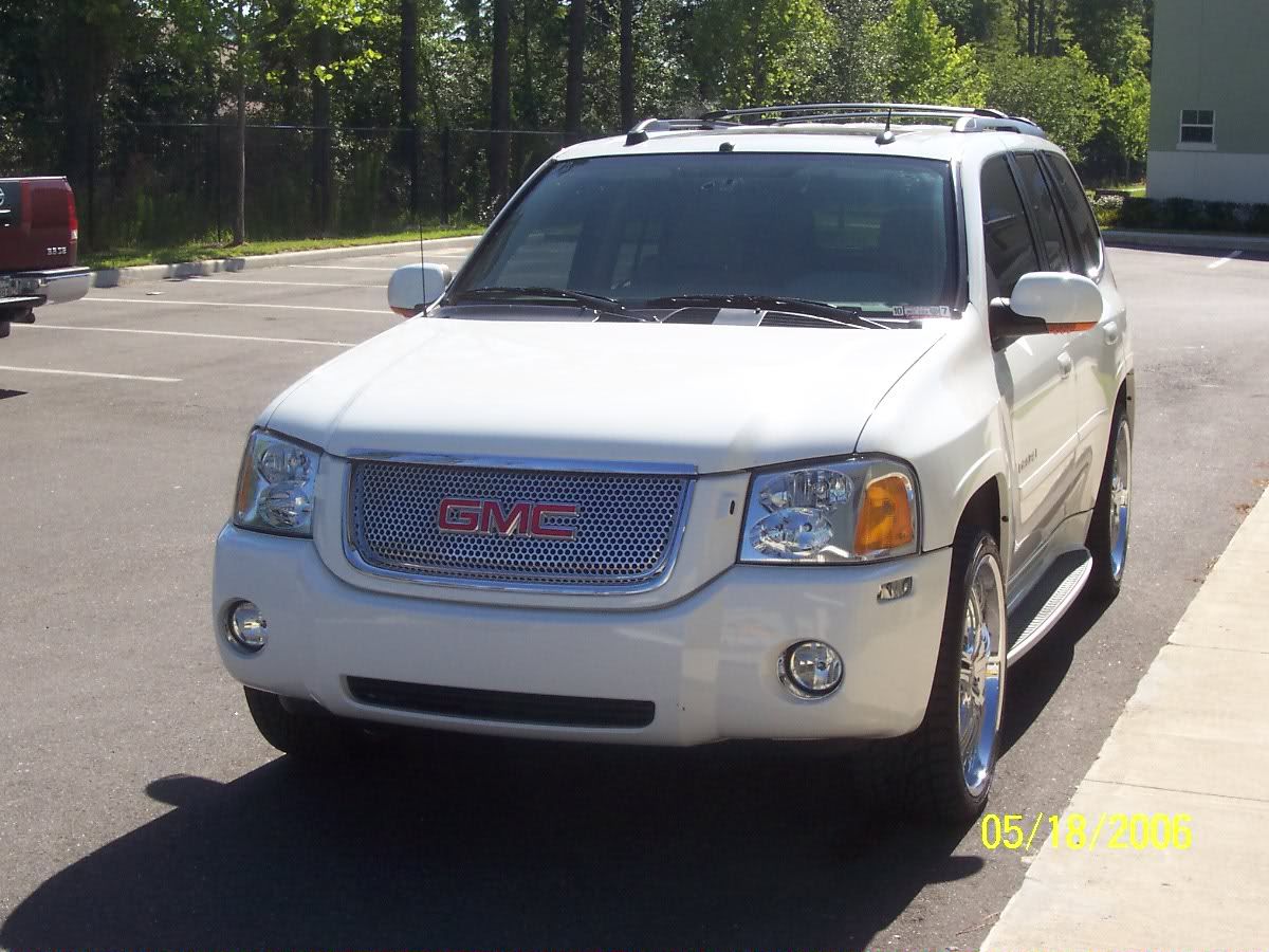 GMC Envoy Denali Image - GMC Envoy Denali Picture, Graphic, & Photo