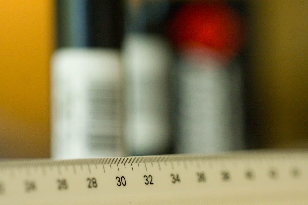 IMAGE: http://i69.photobucket.com/albums/i63/wiltonw/50mm90mmf4-2.jpg