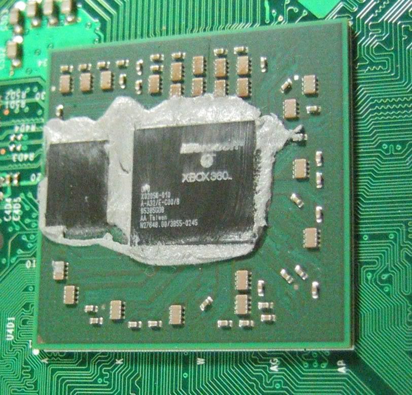 Inside Xbox 360 Thermal Paste Overusage?