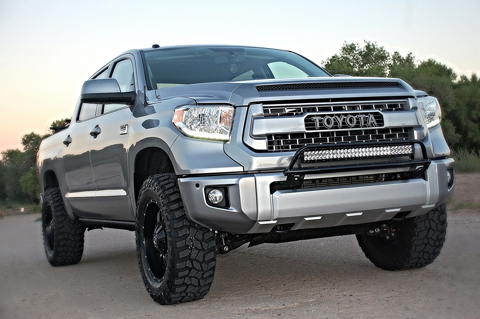 Toyota Tundra Trd Pro Grille