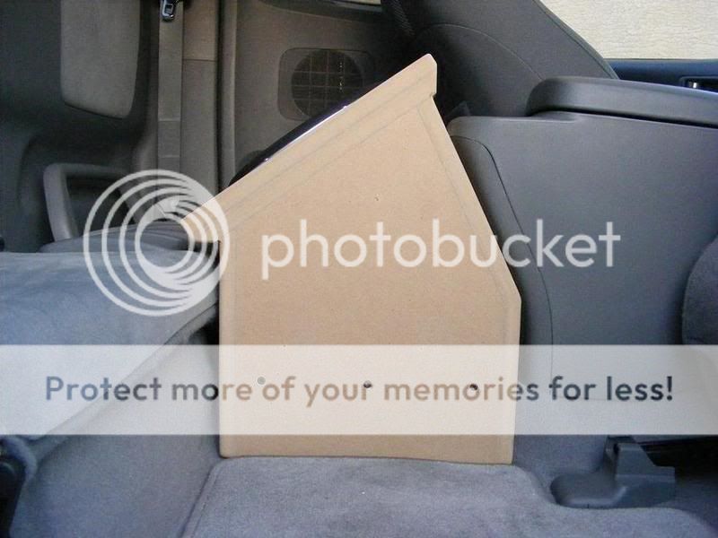 Subwoofer under back seat Access Cab World