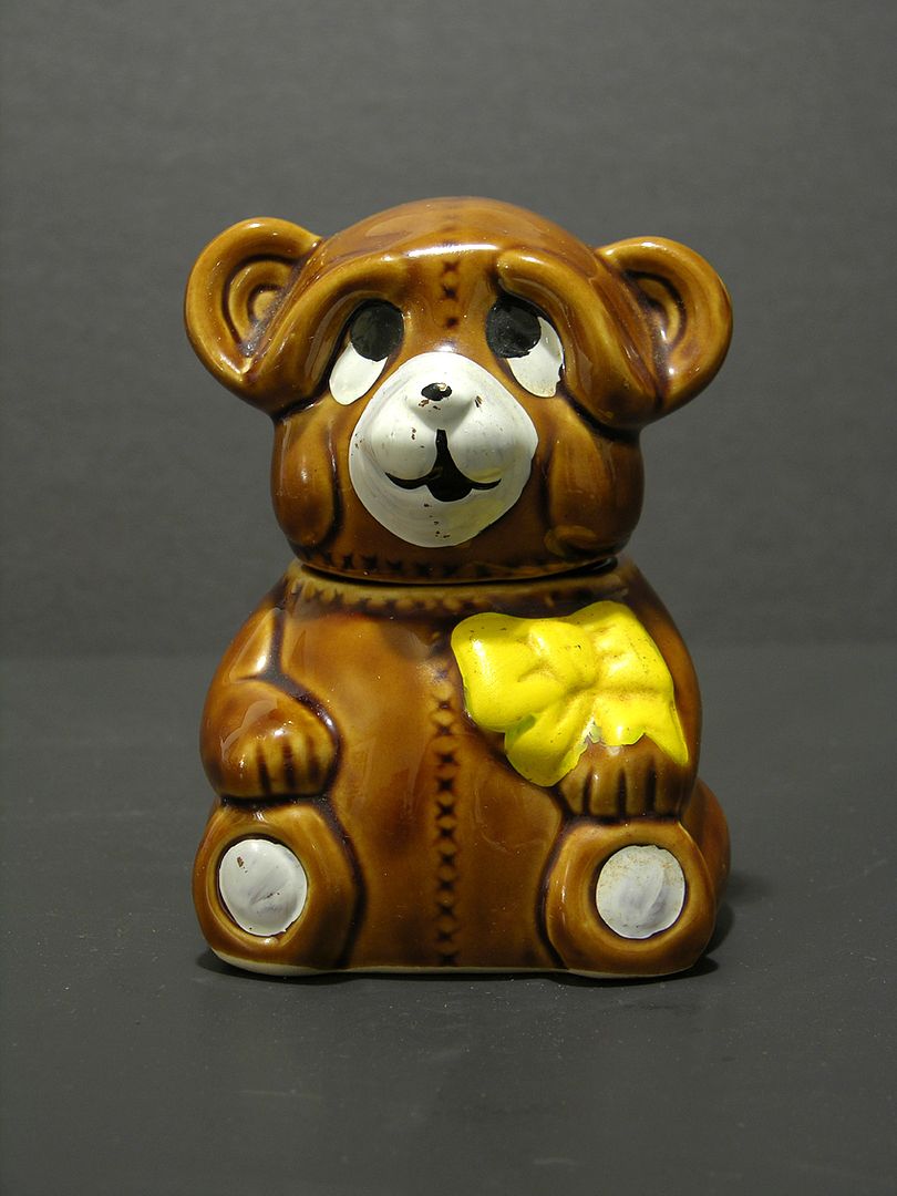 Vintage Ceramic Teddy Bear Honey Pot Houston Foods 1982  