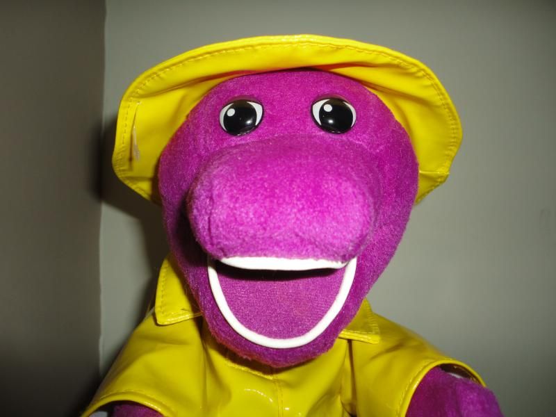 Singing in the Rain BARNEY Mechanical Battery Operated Sings & Dances ...