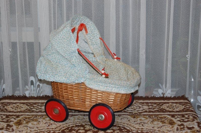 wicker baby doll carriage